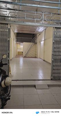 Nhà phố 100 m² · 1 PN · Đường Phạm Hùng
