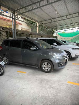 Cho thuê xe tự lái số tự động (Suzuki ertiga 2017)