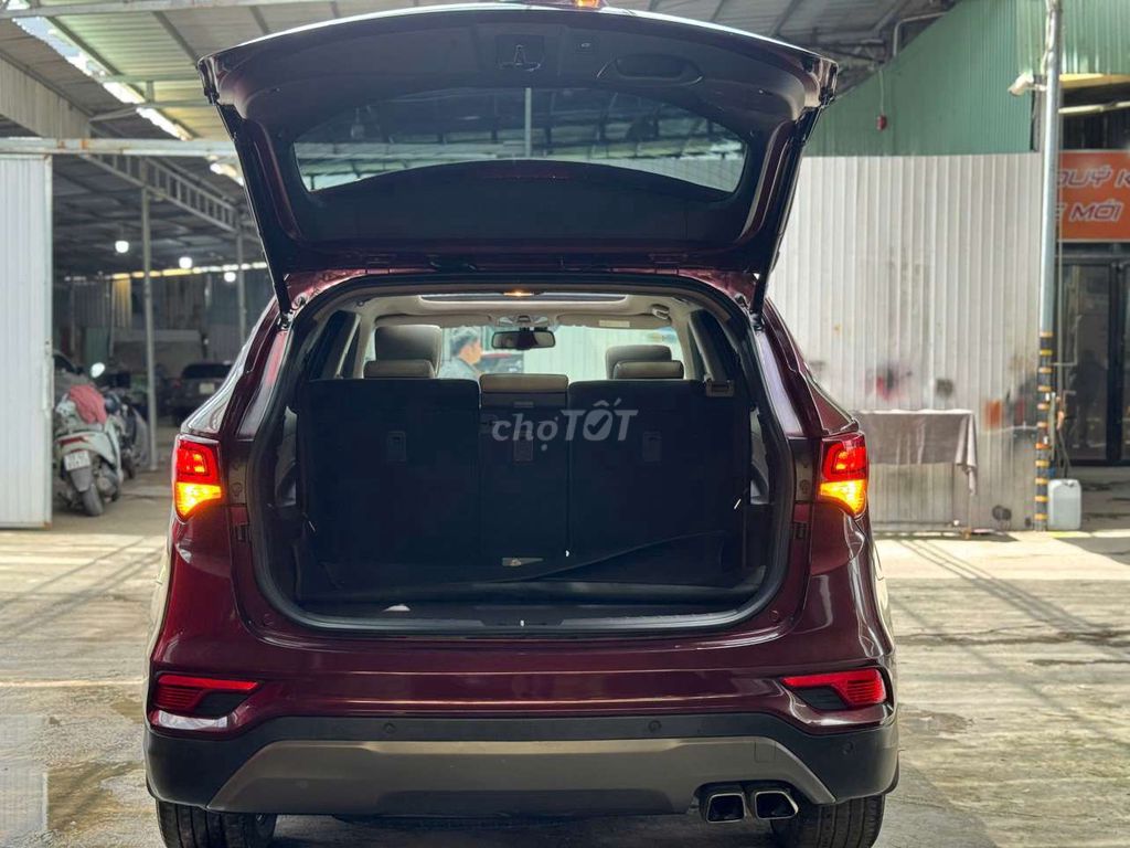 Hyundai Santafe 2018 máy xăng 2.4L 2 cầu,màu đỏ. Mua bán Ô tô tại Quận Bình Tân Tp Hồ Chí Minh được đăng bởi Son Do hình 14