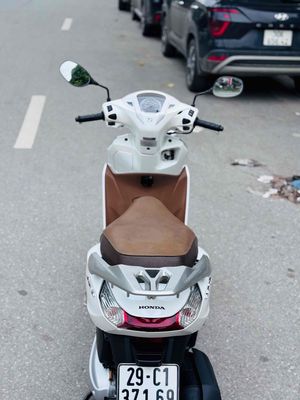 Lead 125fi máy zin 100% 1 chủ đại chất hàng tuyển. Mua bán Xe máy tại Quận Cầu Giấy Hà Nội được đăng bởi nguyễn bích thuỷ