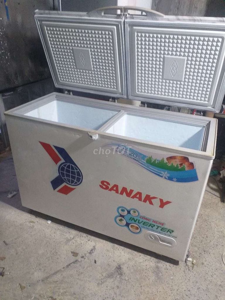 Tủ đông mát Sanaky 300L còn zin