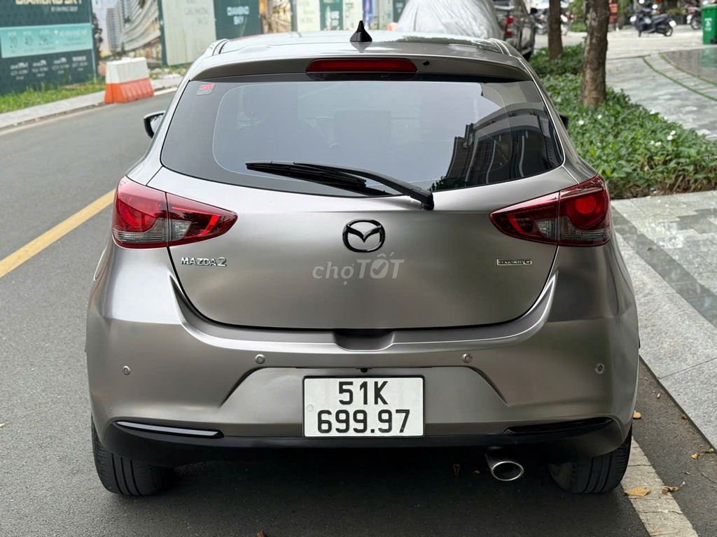 Mazda 2 2022 Luxury 21.000km Xám. Mua bán Ô tô tại Thành phố Thủ Đức Tp Hồ Chí Minh được đăng bởi Công Phan Hữu Tuấn hình 5