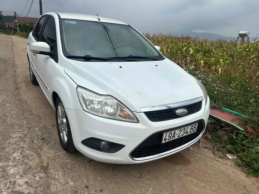 Ford Focus 2011 1.8 AT - 109786 km