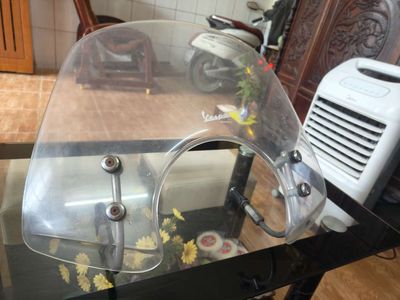 Kính chắn gió chính hãng Vespa GTS Q12. Mua bán Phụ tùng xe tại Quận 12 Tp Hồ Chí Minh được đăng bởi Tuan Phan