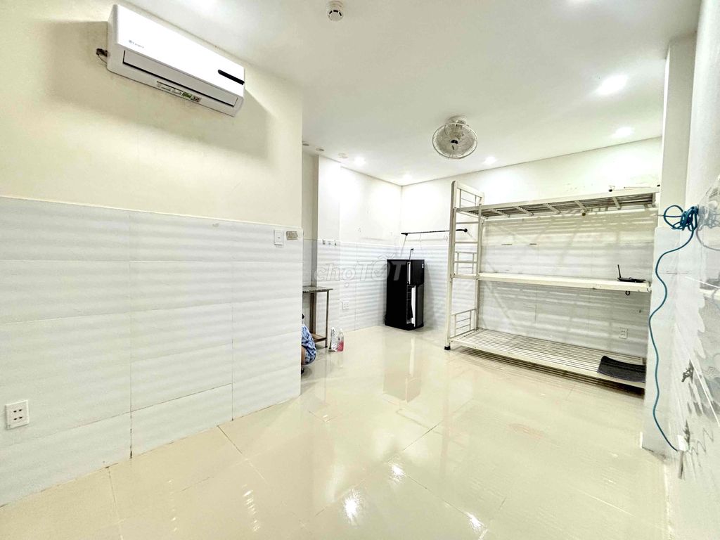 ĐI BỘ TỚI TDT FULL NỘI THẤT BAO HẾT CHI PHÍ Ở ĐƯỢC 4-5Ng GẦN RMIT