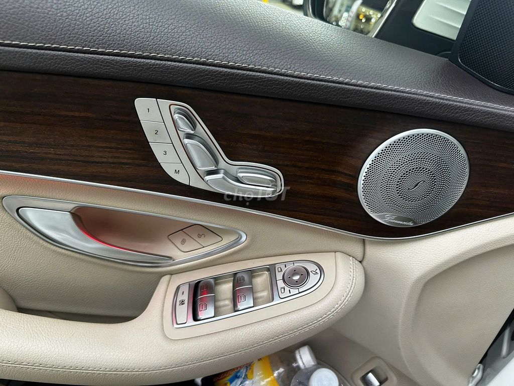 Mercedes Benz  C 200 Exclusive sx 2019  siêu mới. Mua bán Ô tô tại Quận Cầu Giấy Hà Nội được đăng bởi Quân Q Auto hình 12