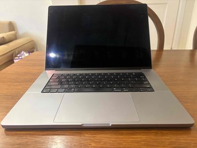 Apple MacBook Pro M1 Pro 16 inch 512GB Xám