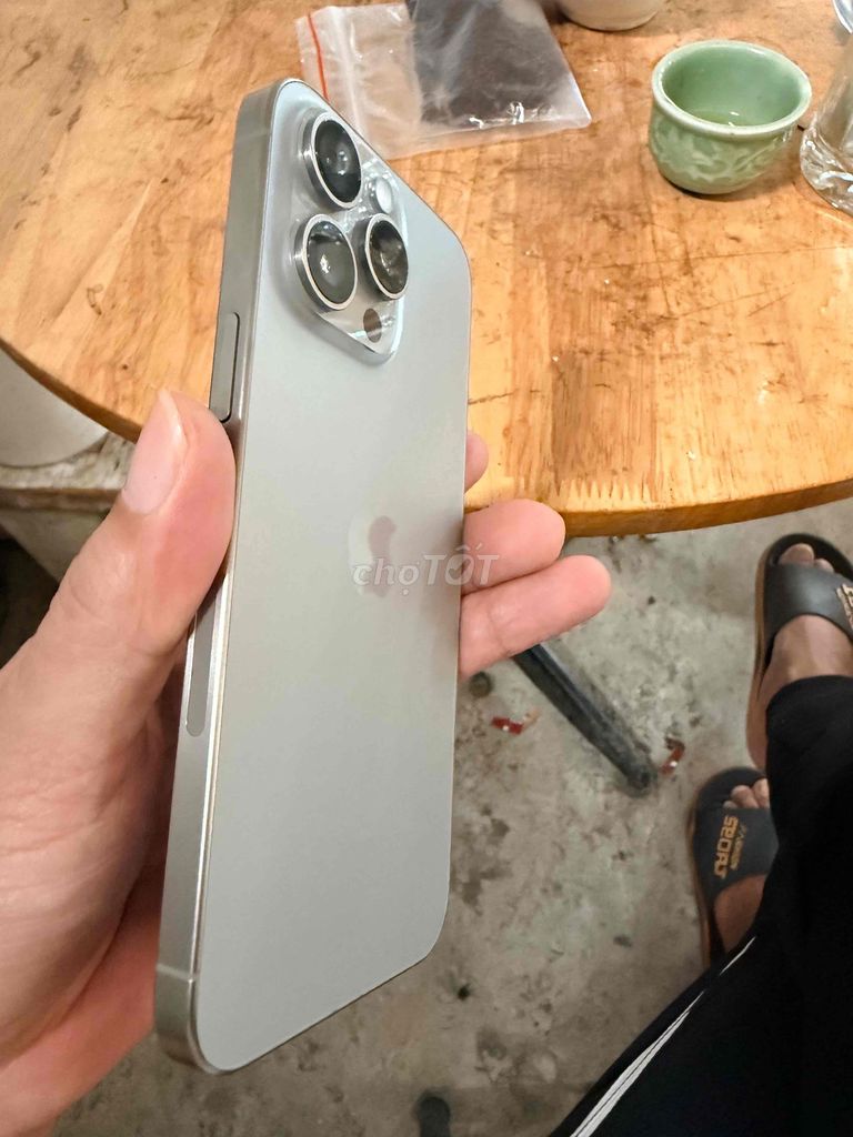 Apple iPhone 15 Pro Max  tự nhiên bán hoặc gl. Mua bán Điện thoại tại Huyện Sông Lô Vĩnh Phúc được đăng bởi hoàng shiper hình 1