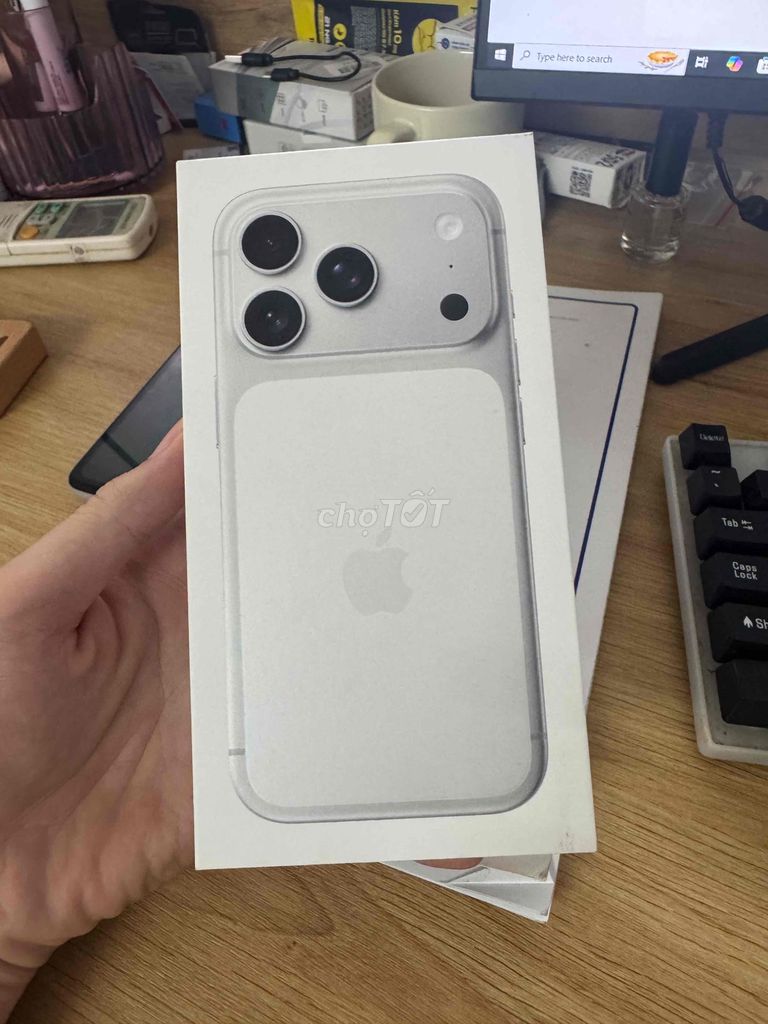 Apple iPhone 17 Pro 256GB Bạc Mới. Mua bán Điện thoại tại Thành phố Thủ Đức Tp Hồ Chí Minh được đăng bởi Bi hình 1