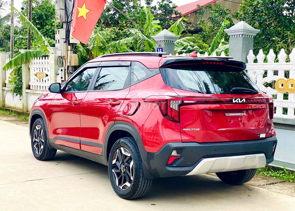 Kia Seltos 2024 1.5 AT - 17000 km. Mua bán Ô tô tại Thành phố Thanh Hóa Thanh Hóa được đăng bởi Phạm Long MC Luxury Car hình 3