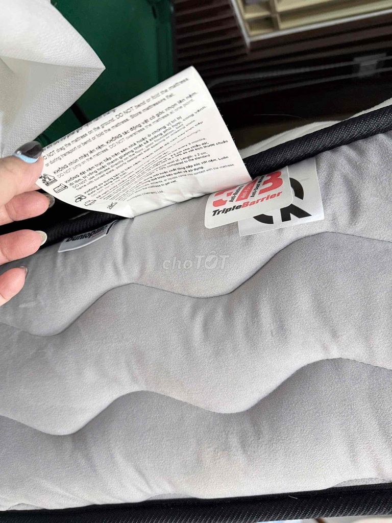 Thanh lý đệm Dunlopillo Marilyn 1m8x2m,còn rất mới. Mua bán Giường, chăn ga gối nệm tại Quận Đống Đa Hà Nội được đăng bởi Tường Vy hình 1