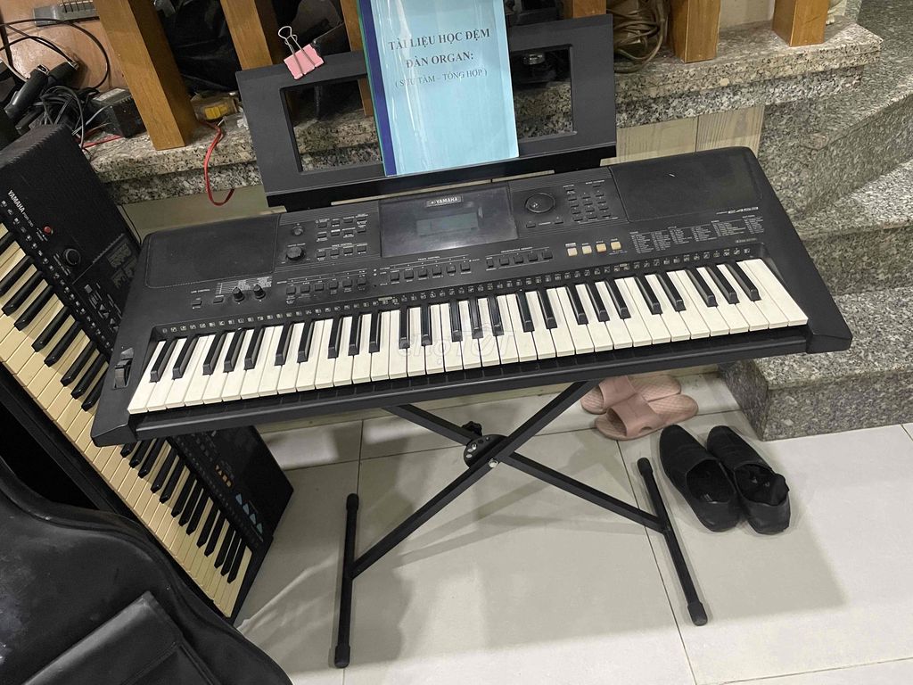 Đàn Organ yamaha psr E453