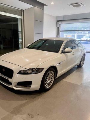 Jaguar XF 2016 Prestige 2.0 AT - 39000 km. Mua bán Ô tô tại Quận 7 Tp Hồ Chí Minh được đăng bởi Khánh Vi