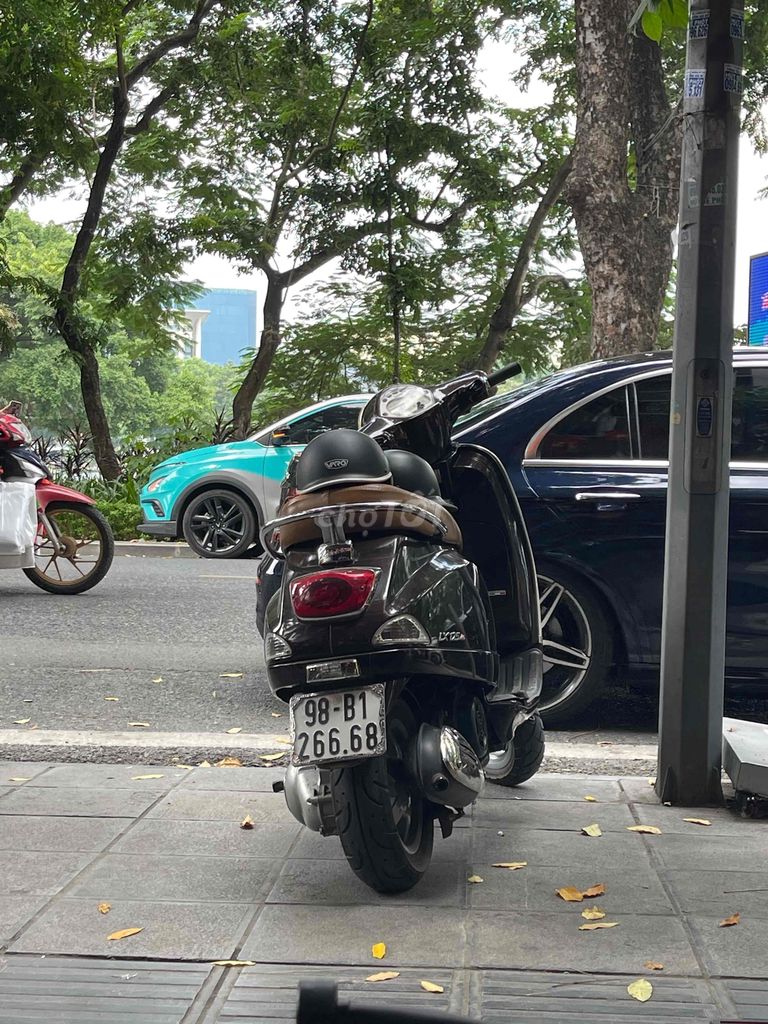 Bán xe Vespa Lx125 đk2011. Mua bán Xe máy tại Quận Hà Đông Hà Nội được đăng bởi Nguyễn Dũng hình 2