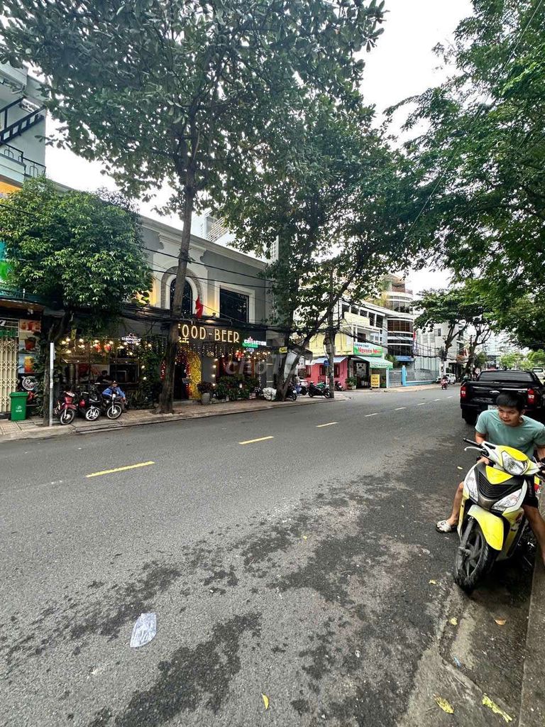 Nhà mặt tiền đường Trần Nhật Duật -Phước Hòa - nha Trang
