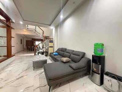 Аренда · 4 комн. · 100 м² · Quận Sơn Trà, ул. Phạm Vấn