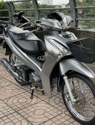 Fu Led 2023 xe đẹp chính chủ ủy quyền. Mua bán Xe máy tại Quận 8 Tp Hồ Chí Minh được đăng bởi Đặng Thái Hòa