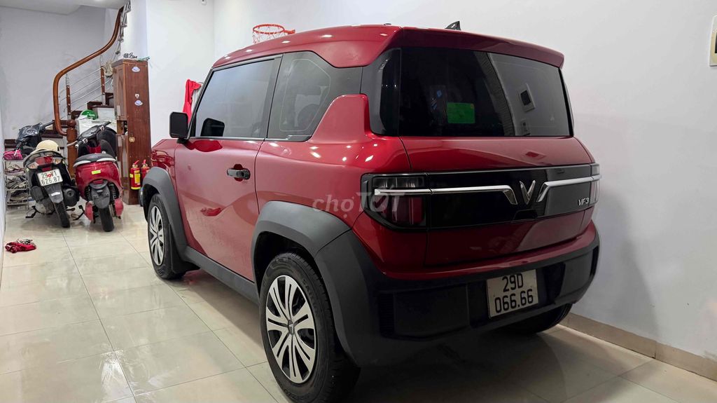 VinFast VF3 2024 Красный 1500 км