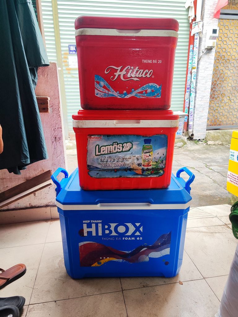 Thùng đá Hiệp Thành Hibox Foam Xanh, Đỏ. Mua bán Nội thất, đồ gia dụng khác tại Thành phố Thủ Đức Tp Hồ Chí Minh được đăng bởi Đậu Minh Tuấn hình 1