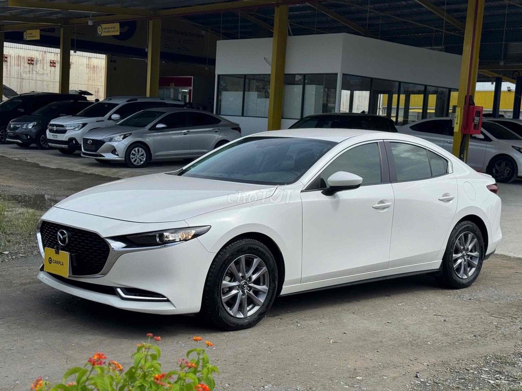 Mazda 3 1.5 Luxury 2023 Chỉ Từ 190Triệu. Mua bán Ô tô tại Quận Ninh Kiều Cần Thơ được đăng bởi Chuyên Mua Bán Ô Tô Qua Sử Dụng Carpla Cần Thơ hình 3