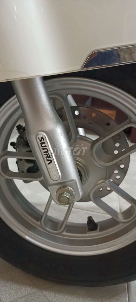 Xe máy Điện Sunra 5bình ắcqui đẹp. Mua bán Xe điện tại Quận 5 Tp Hồ Chí Minh được đăng bởi THẮNG Q5 hình 5