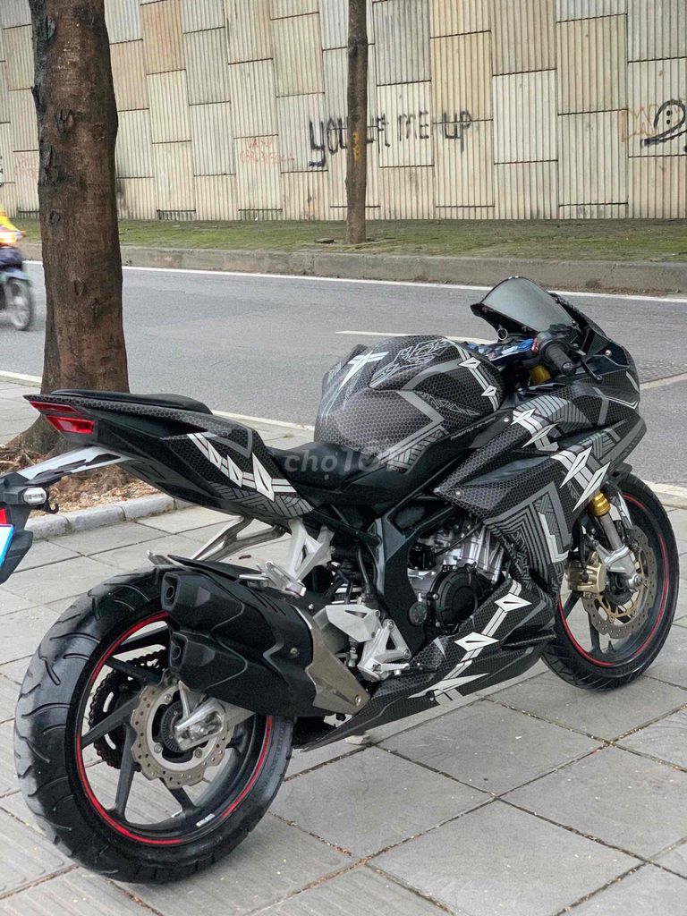Honda CBR 250RR Nguyên bản, mới leng keng pkl moto. Mua bán Xe máy tại Quận Cầu Giấy Hà Nội được đăng bởi Tong motor xe may hình 6