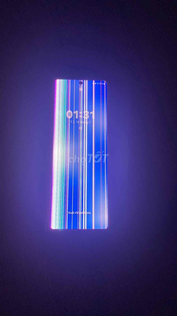 Samsung Z Fold 2 Hư màn hình. Mua bán Điện thoại tại Huyện Thới Bình Cà Mau được đăng bởi Nghia hình 1
