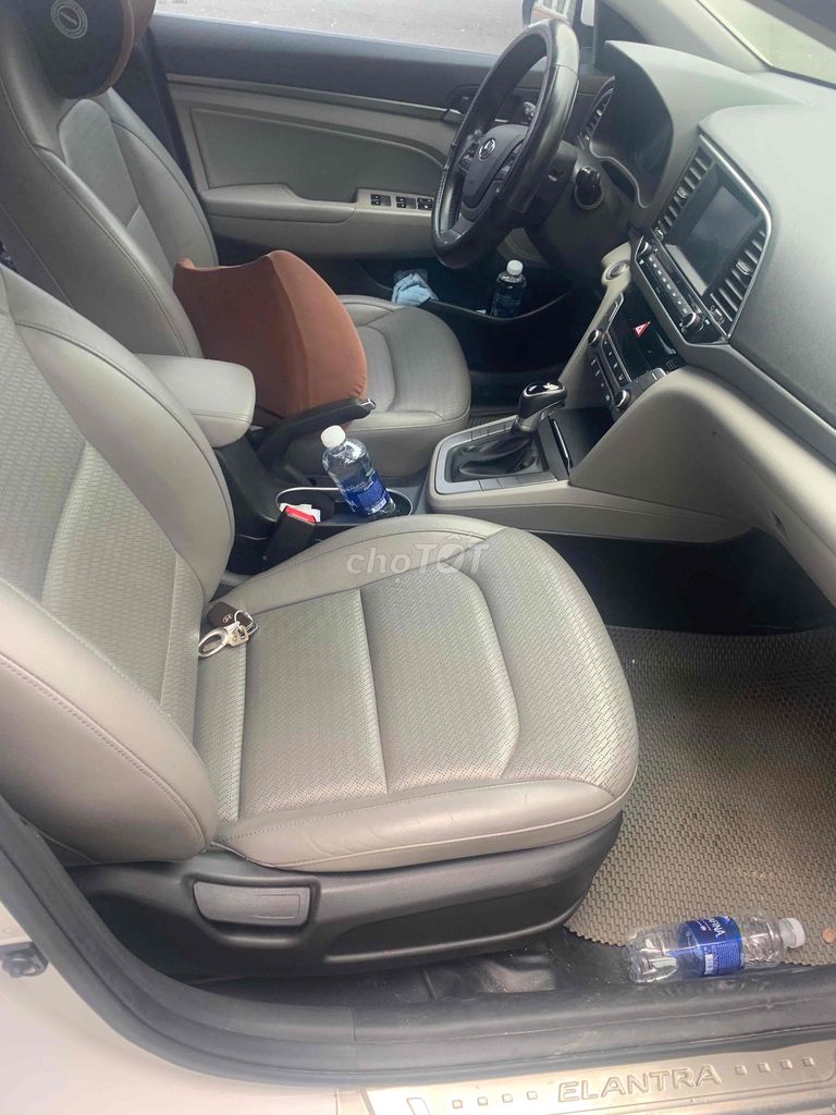 Hyundai Elantra 2017 Sport 1.6 AT - 117000 km. Mua bán Ô tô tại Thành phố Cà Mau Cà Mau được đăng bởi Trí Thạnh CMU  hình 5