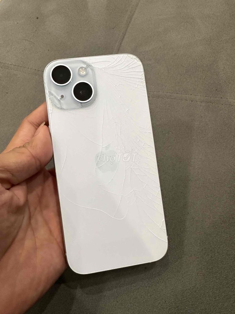 iPhone 15 128GB Trắng. Mua bán Điện thoại tại Quận Đống Đa Hà Nội được đăng bởi Ng Hoang Anh hình 1