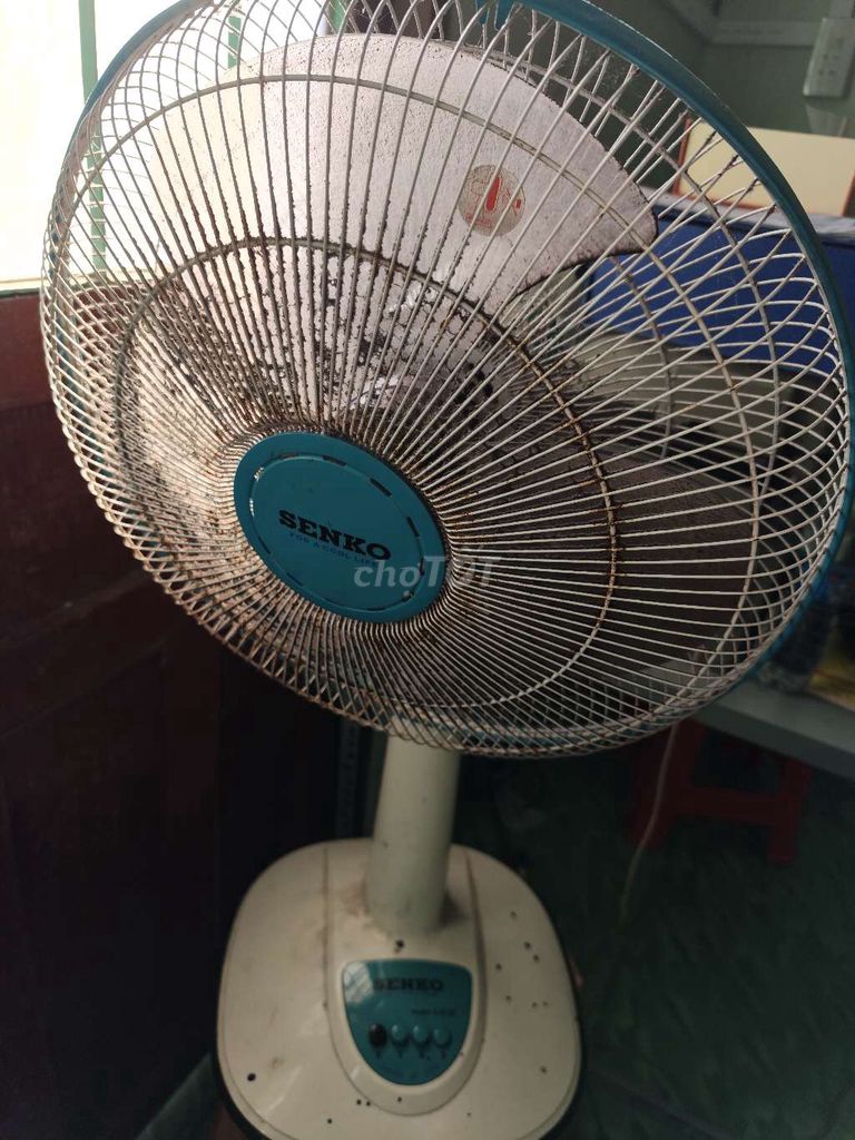 Quạt đứng Senko 1m Trắng xanh. Mua bán Quạt tại Thành phố Mỹ Tho Tiền Giang được đăng bởi tien vo quoc hình 1