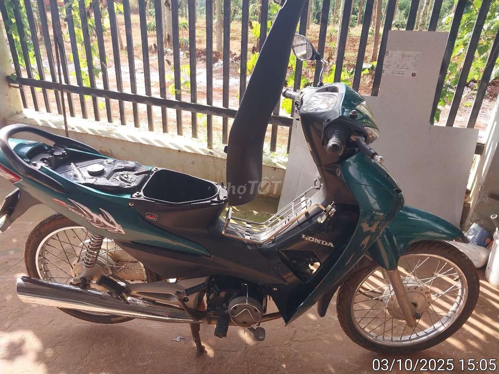 Wave honda 100 đời 2005. Mua bán Xe máy tại Huyện Đắk Song Đắk Nông được đăng bởi Đức Hiếu Nguyễn hình 3