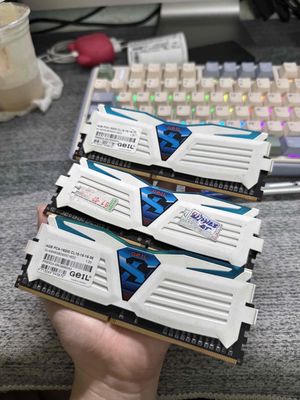 Ram PC Ddr4 4gb bus 2400 có Led  150k 1 cây. Mua bán Linh kiện (RAM, Card...) tại Quận Bình Thạnh Tp Hồ Chí Minh được đăng bởi Lưu Bích Vân