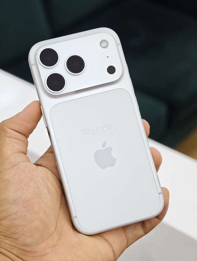 🔥THANH LÝ🔥17PRO 256GB BẠC NGUYÊN BẢN P100 SẠC 76L.. Mua bán Điện thoại tại Quận Hải An Hải Phòng được đăng bởi 98 Ngô Gia Tự Hoàng Dũng Mobile Ngã 3 Văn Cao hình 1