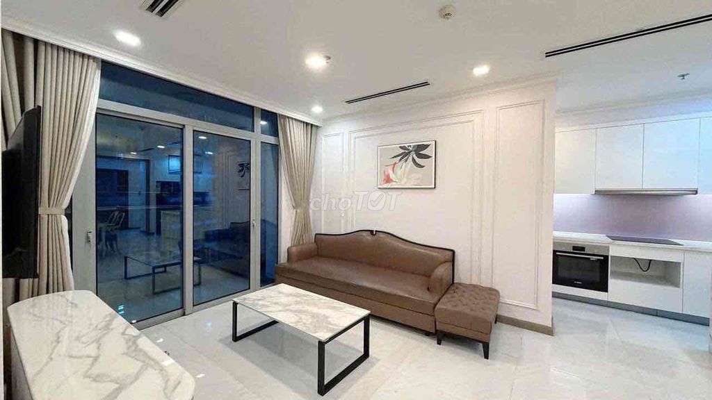 Аренда · 1 комн. · 50 м² · Quận 1, ул. Đường Huyền Quang