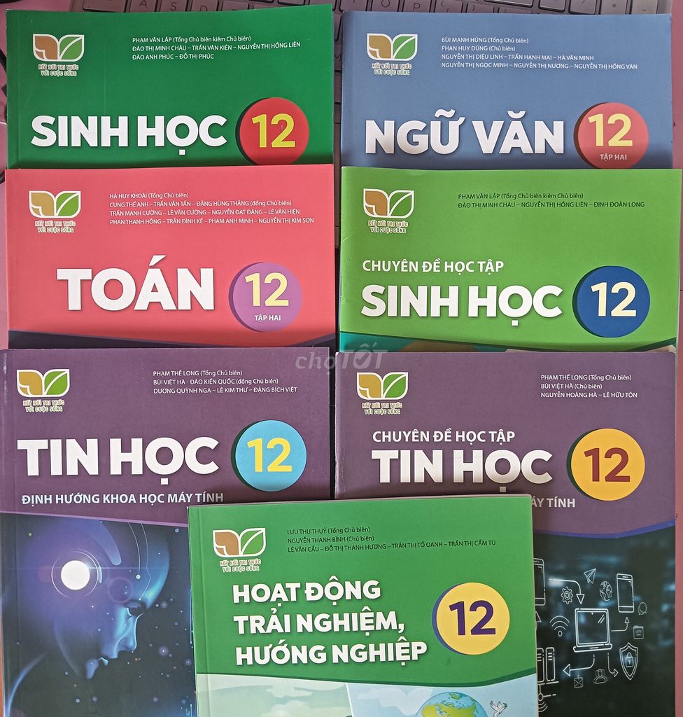 Thanh lý Sách giáo khoa Lớp 12 - Mới 100%. Mua bán Sách tại Quận Bình Thuỷ Cần Thơ được đăng bởi Đặng Hoàng Ngân Trâm hình 1
