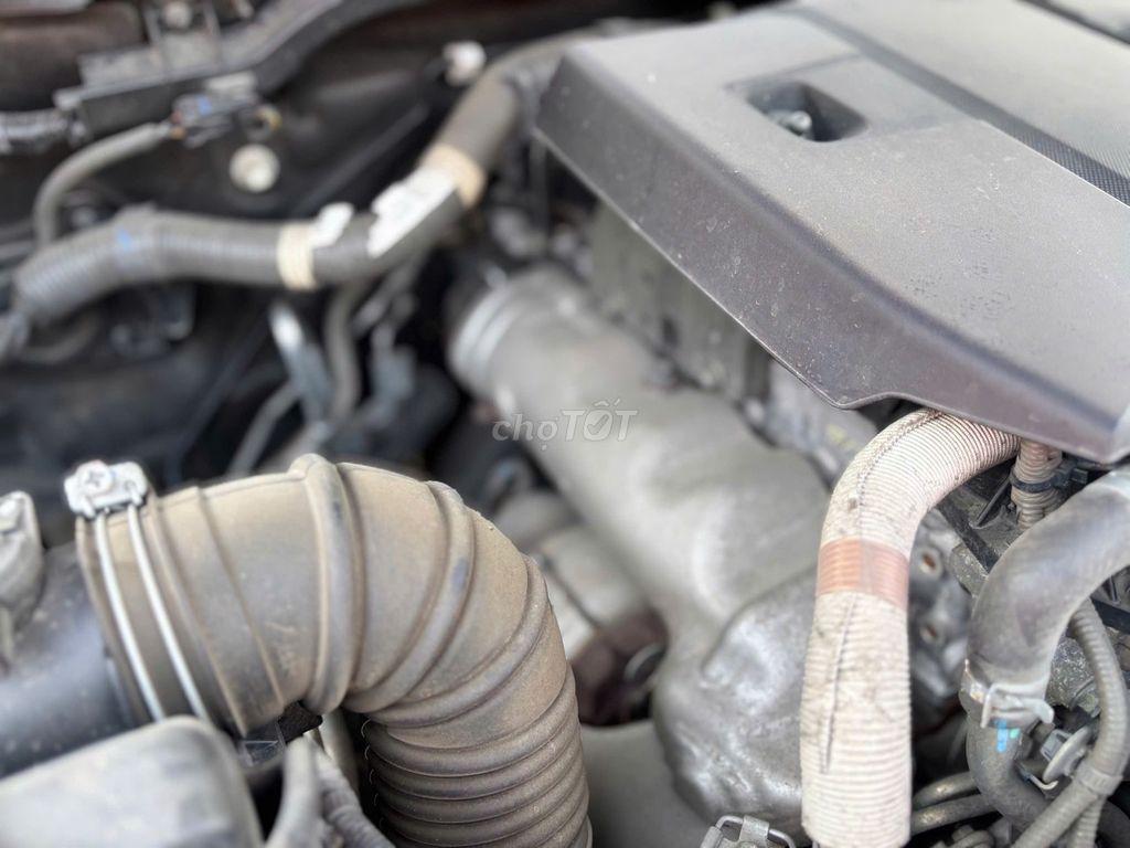 Toyota Fortuner 2018 MT màu nâu 130000 km -689tr. Mua bán Ô tô tại Thành phố Dĩ An Bình Dương được đăng bởi Siêu Thị Ô Tô Bình Dương  hình 9