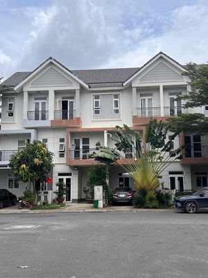 🔥🔥🔥 NHÀ CHO THUÊ kdc Park Riverside full nội thất - Dt : 5x15, trục c