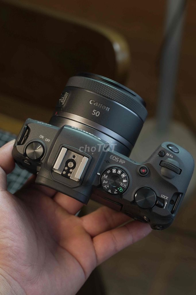 Máy ảnh Canon EOS RP. Mua bán Máy ảnh, Máy quay tại Quận 1 Tp Hồ Chí Minh được đăng bởi Đỗ Ngọc Phúc hình 1