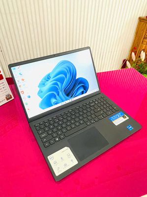 Dell Inspiron 3511 i5 1135G7 ram 8G SSD 512 FHD