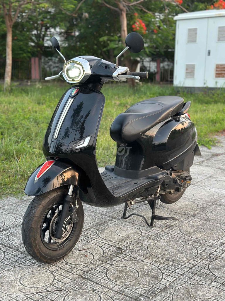 Vespa 50cc 2022 Черный
