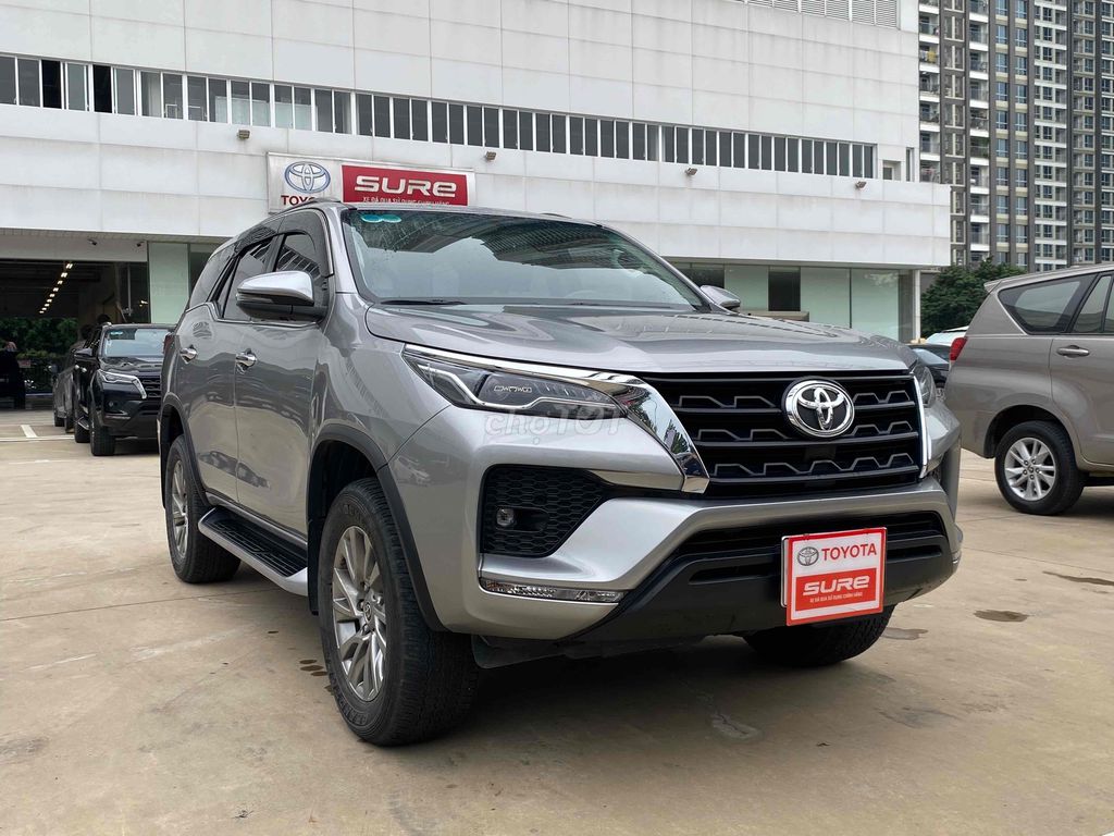 Toyota Fortuner 2022 - Máy Xăng - Số Tự Động -Hãng