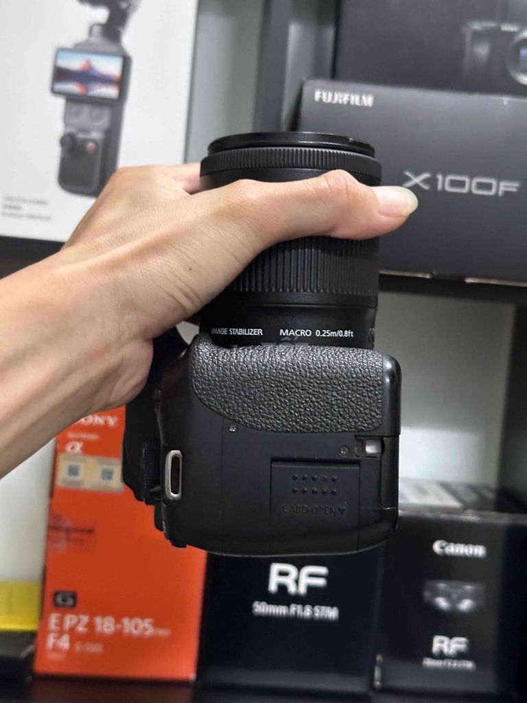 Máy ảnh Canon 700D DSLR 18-55mm Đen. Mua bán Máy ảnh, Máy quay tại Quận Thanh Khê Đà Nẵng được đăng bởi Lê Văn Thống hình 1