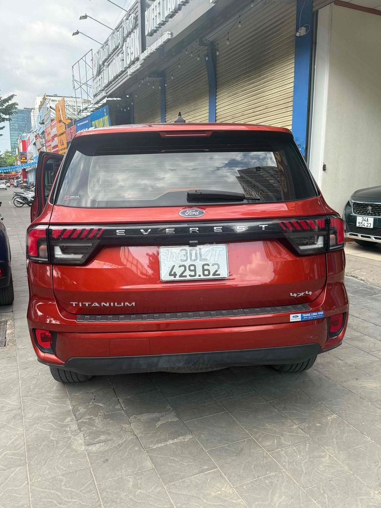 Ford Everest 2022 Titanium Plus 2.0L 4x4 AT. Mua bán Ô tô tại Quận Cầu Giấy Hà Nội được đăng bởi Xe chất Hà Nội hình 1