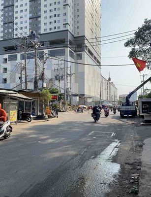 Mặt bằng kinh doanh 120m2 mặt tiền đường Tạ Quang Bửu p4 Q8