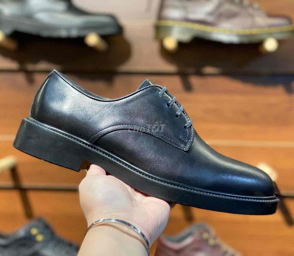 Giày tây Beckman Derby Amarula Da bò Đen Nam sz42. Mua bán Giày dép tại Huyện Bình Chánh Tp Hồ Chí Minh được đăng bởi Chill Home hình 1