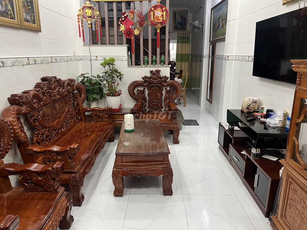 Bán nhà MT Chợ Lạc Quang ( Trường Chinh 1/). 3x22 Phường TTN, Quận 12