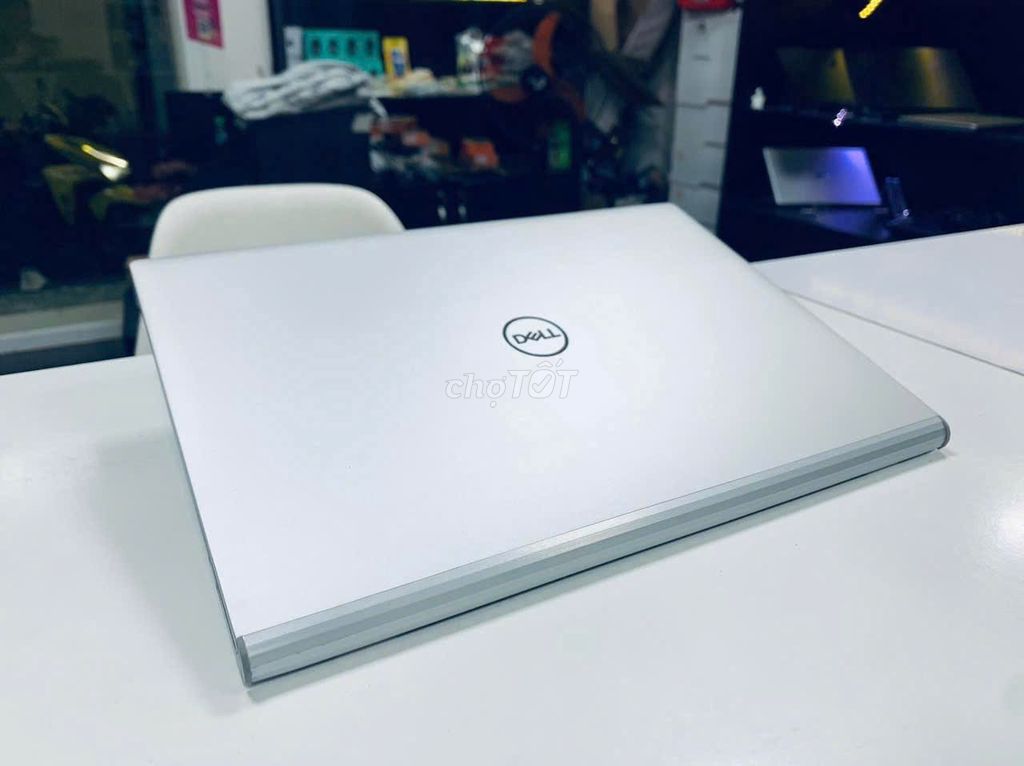 Dell Inspiron 7400 [ Like New ]