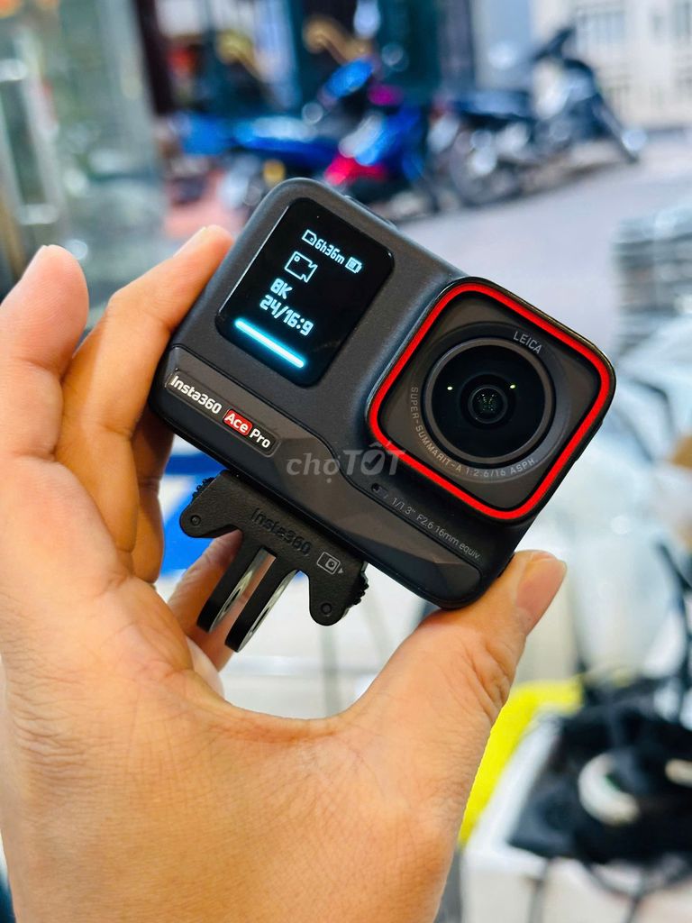 Camera Insta360 Ace Pro kèm thêm phụ kiện nữa. Mua bán Máy ảnh, Máy quay tại Quận Đống Đa Hà Nội được đăng bởi Nguyễn Thu hình 1
