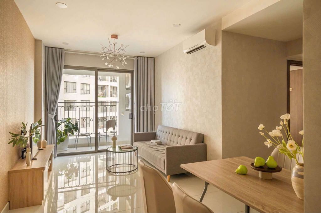 Kẹt bán Căn Hồng Hà mới 2PN Sổ hồng 52m2 ở liền 2,1tỷ sổ sẵn/Full NT