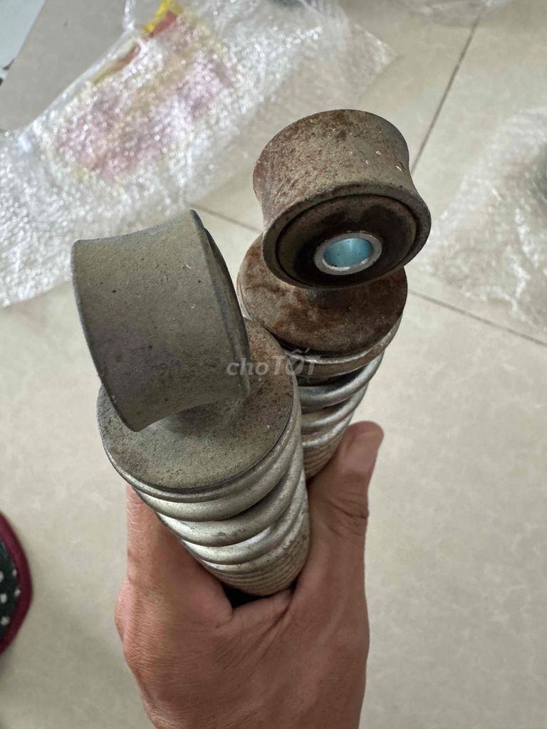 Phuộc Trước xe Julio. Mua bán Phụ tùng xe tại Thành phố Rạch Giá Kiên Giang được đăng bởi Sipo hình 3